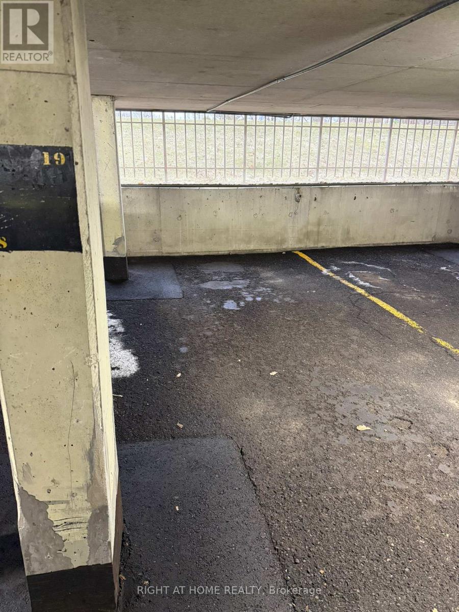 1115 - 1100 Ambleside Drive, Ottawa, Ontario  K2B 8G6 - Photo 4 - X13022928