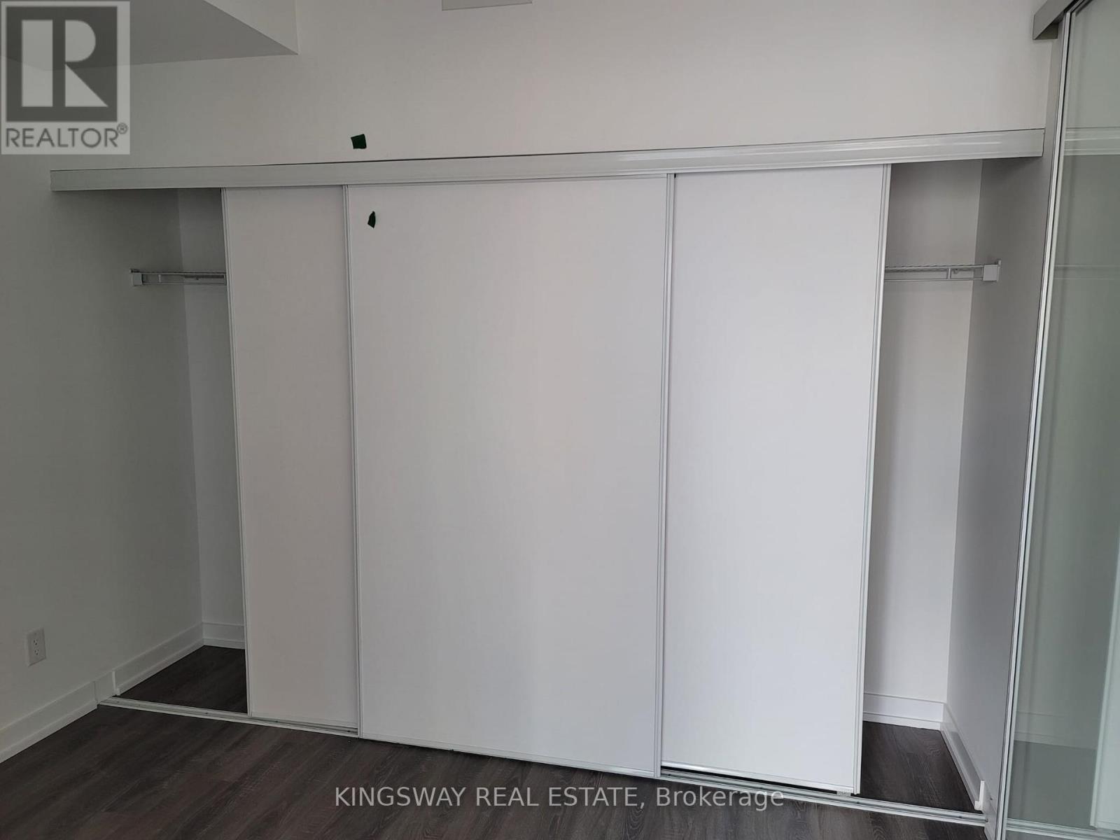 923 - 20 Edward Street, Toronto, Ontario  M5G 0C5 - Photo 6 - C13022878