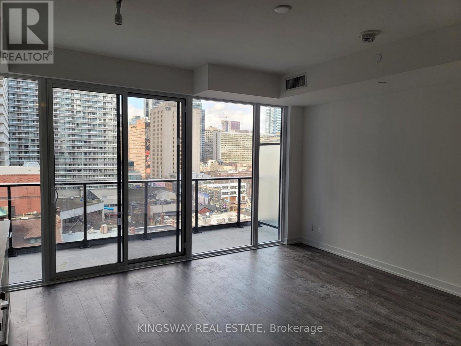 923 - 20 Edward Street, Toronto, Ontario  M5G 0C5 - Photo 7 - C13022878