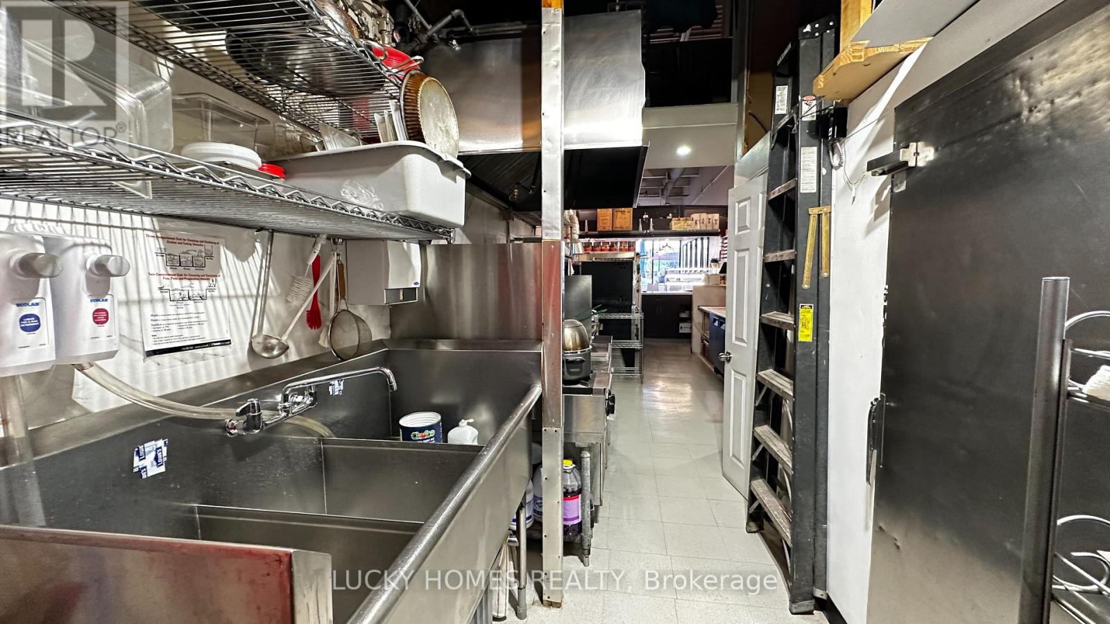 2a - 861 York Mills Road, Toronto, Ontario  M3B 1Y4 - Photo 11 - C13022880