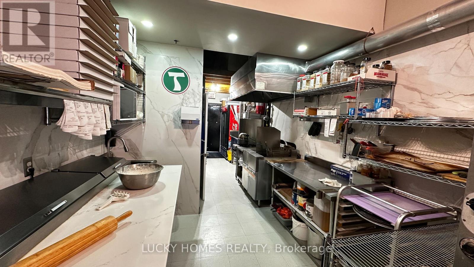 2a - 861 York Mills Road, Toronto, Ontario  M3B 1Y4 - Photo 9 - C13022880