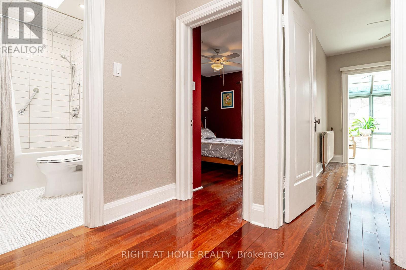 107 Everden Road, Toronto, Ontario  M6C 3K7 - Photo 15 - C13022924