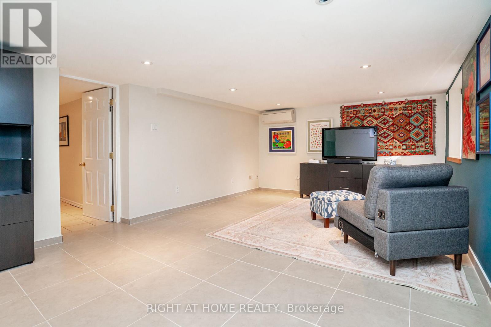 107 Everden Road, Toronto, Ontario  M6C 3K7 - Photo 27 - C13022924