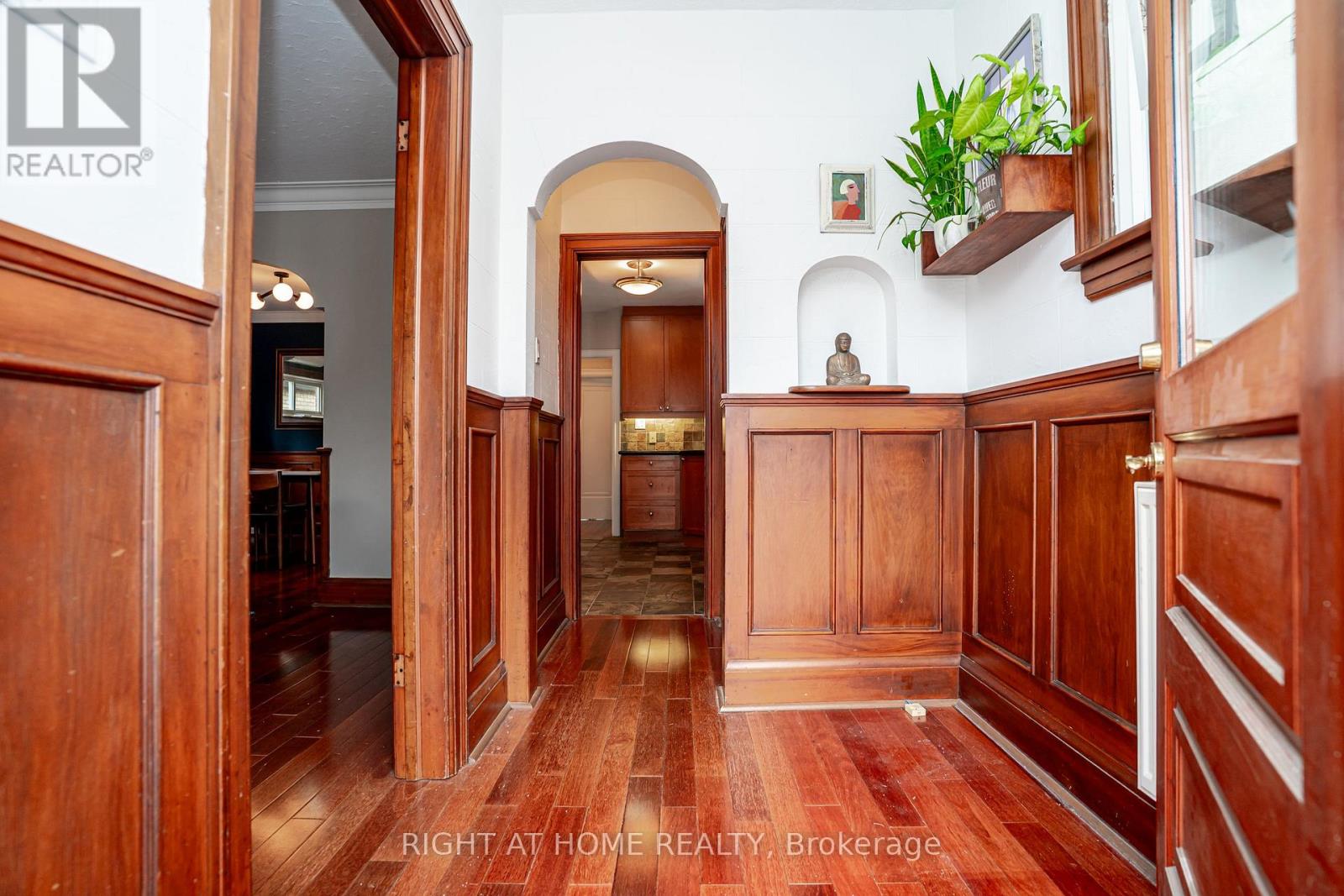 107 Everden Road, Toronto, Ontario  M6C 3K7 - Photo 5 - C13022924