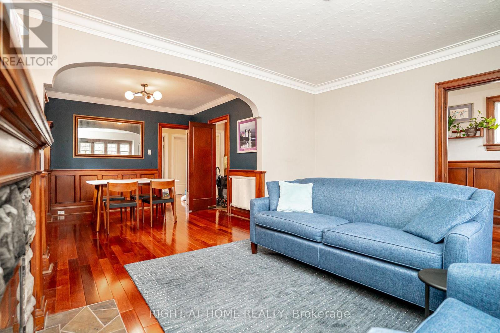 107 Everden Road, Toronto, Ontario  M6C 3K7 - Photo 8 - C13022924