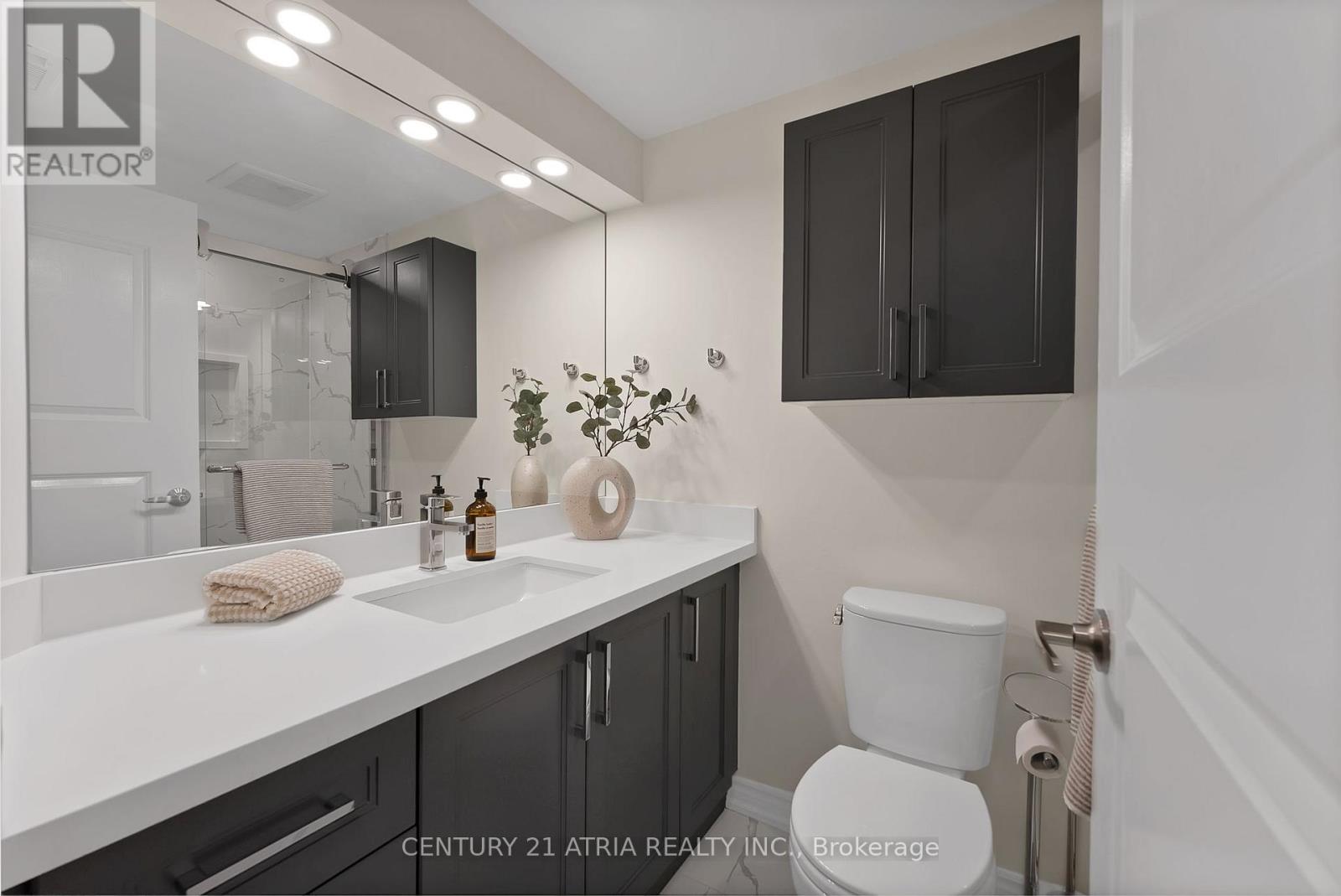 65 Mcgill Street, Toronto, Ontario  M5B 1H3 - Photo 21 - C13022948