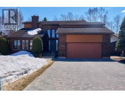 109 Greenview Lane, Sault Ste. Marie, Ontario