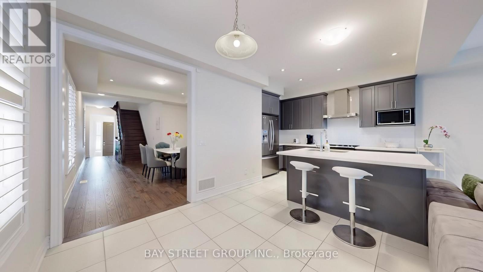 110 Christine Elliott Avenue, Whitby, Ontario  L1P 0E1 - Photo 10 - E13022870