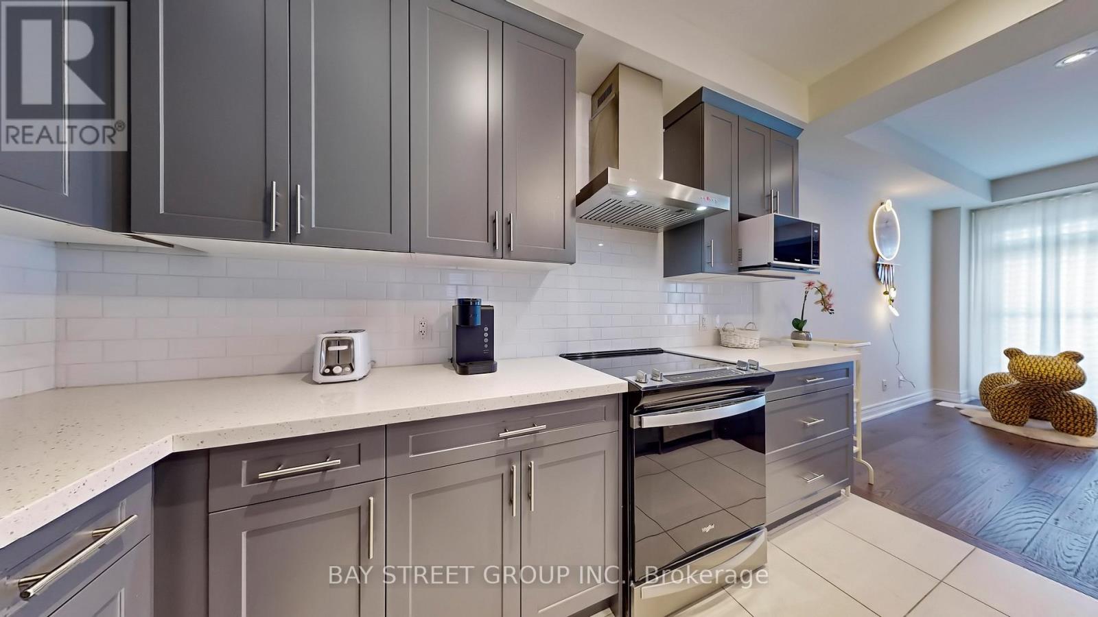 110 Christine Elliott Avenue, Whitby, Ontario  L1P 0E1 - Photo 13 - E13022870