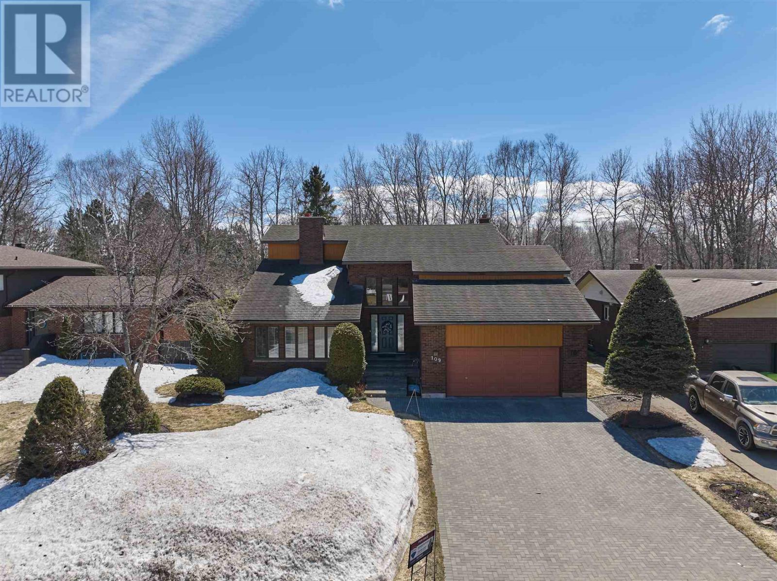 109 Greenview Lane, Sault Ste. Marie, Ontario  P6A 6L1 - Photo 47 - SM260594