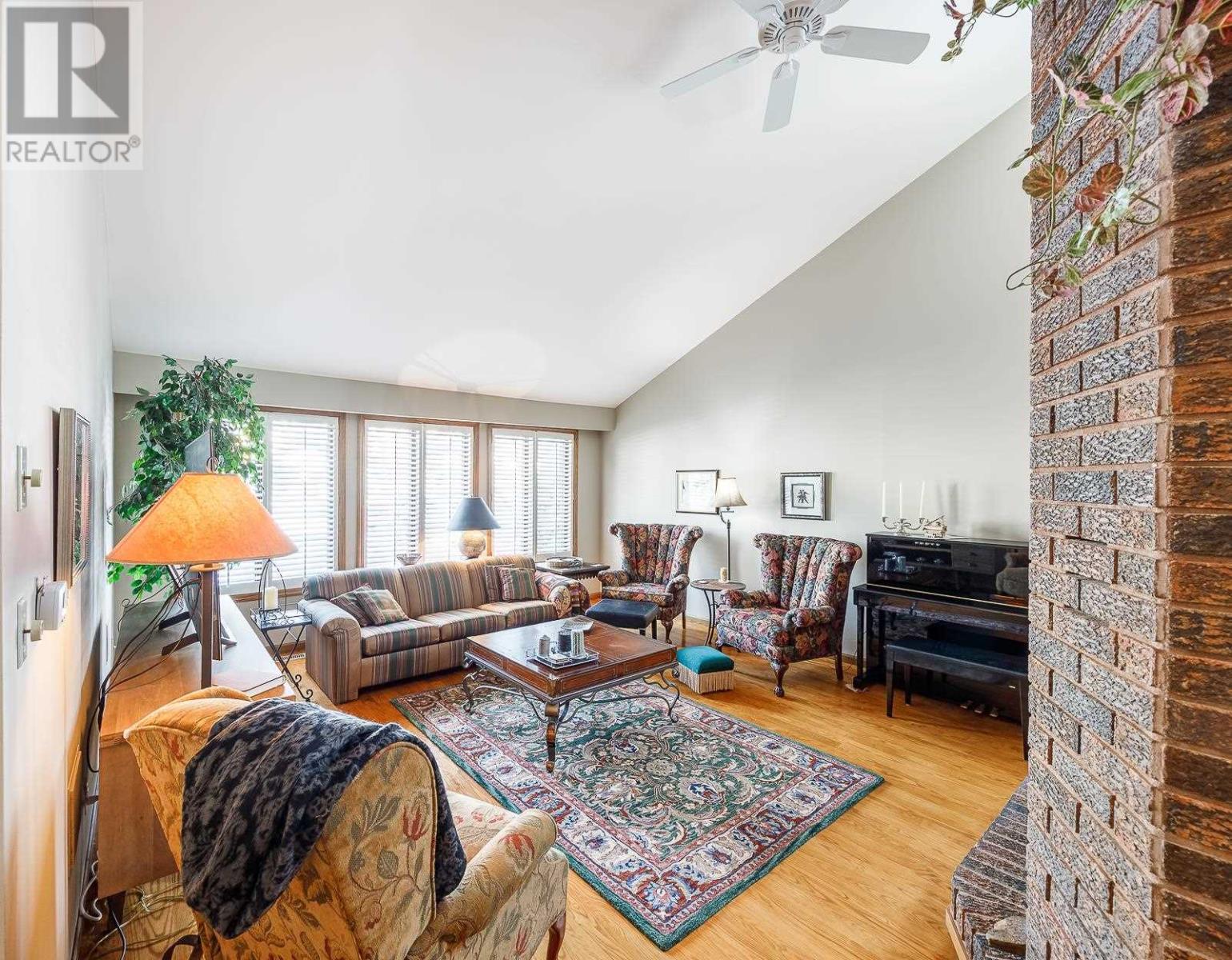 109 Greenview Lane, Sault Ste. Marie, Ontario  P6A 6L1 - Photo 8 - SM260594