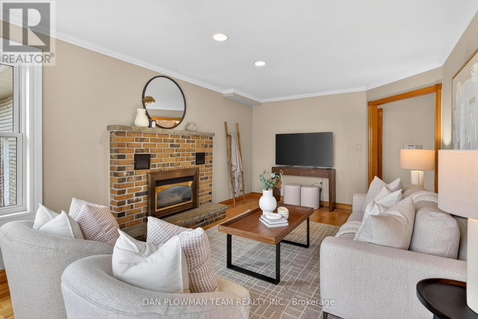 357 Powell Road, Whitby, Ontario  L1N 2H5 - Photo 16 - E13022872