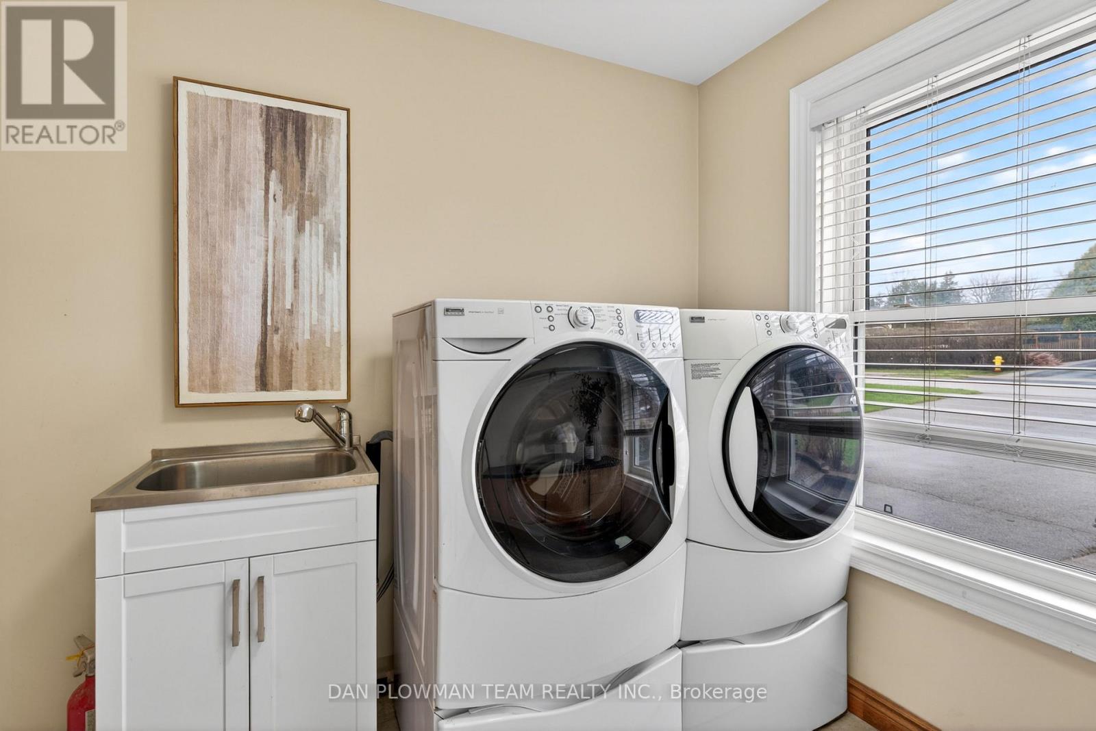 357 Powell Road, Whitby, Ontario  L1N 2H5 - Photo 19 - E13022872