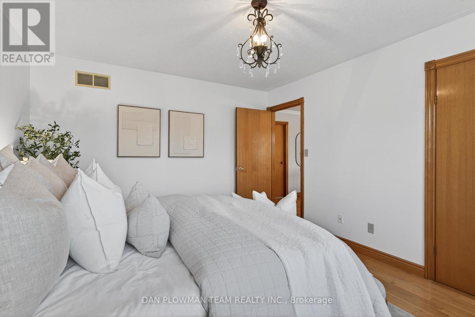 357 Powell Road, Whitby, Ontario  L1N 2H5 - Photo 30 - E13022872