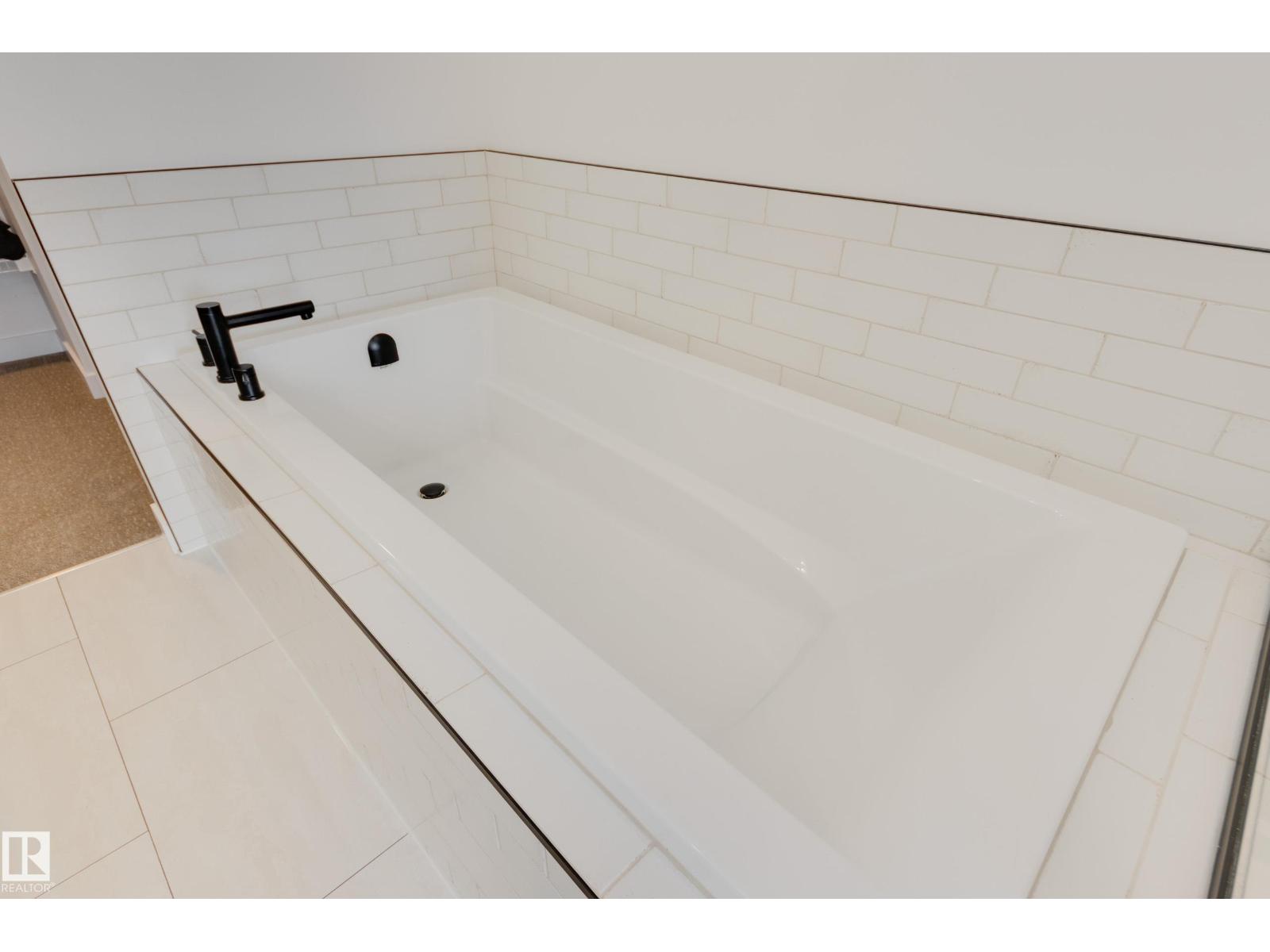 21360 38 Av NW, Edmonton, Alberta  T6M 1S4 - Photo 30 - E4482845