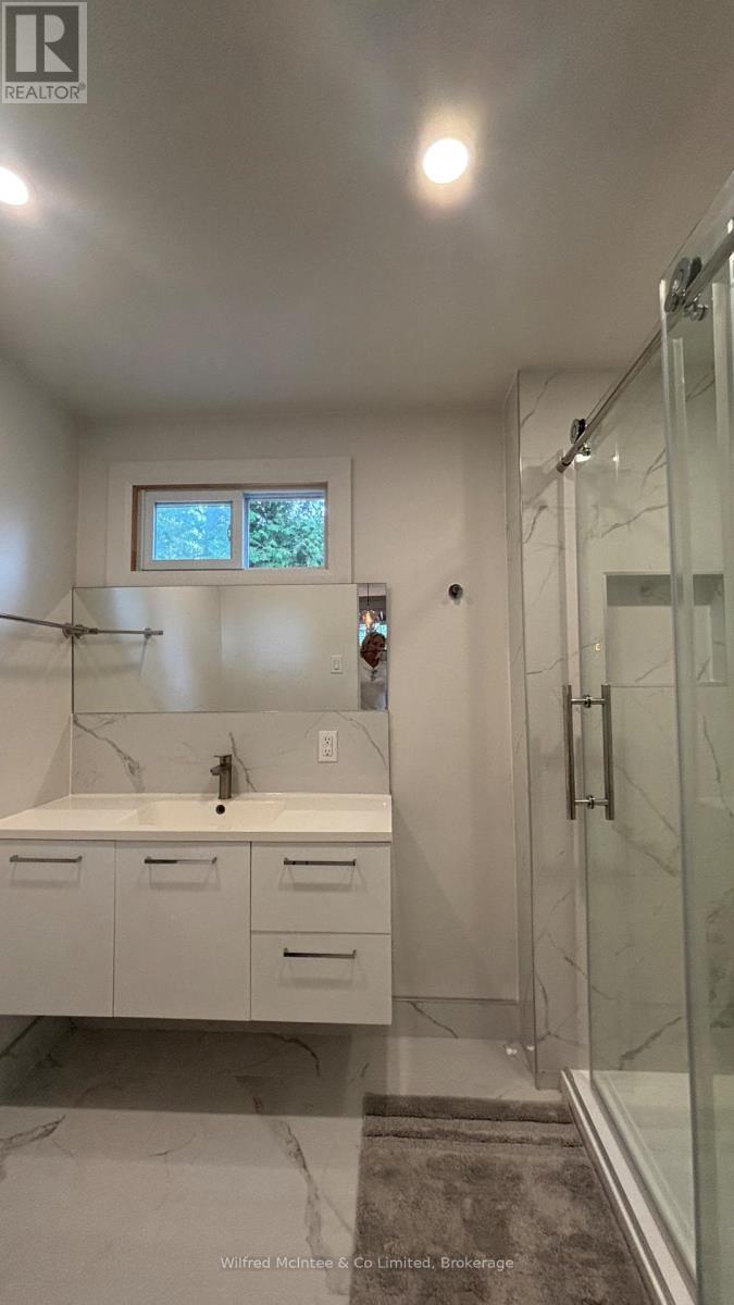 7 6th Avenue S, South Bruce Peninsula, Ontario  N0H 2G0 - Photo 36 - X13022902