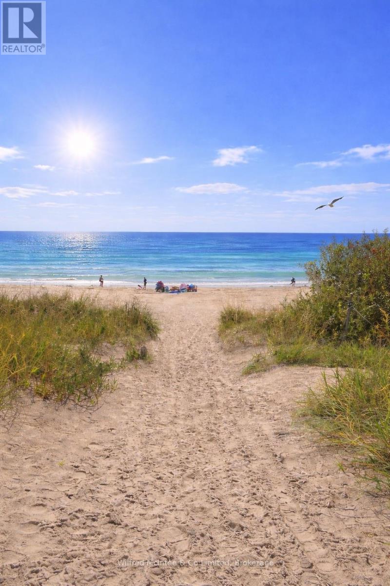 7 6th Avenue S, South Bruce Peninsula, Ontario  N0H 2G0 - Photo 50 - X13022902