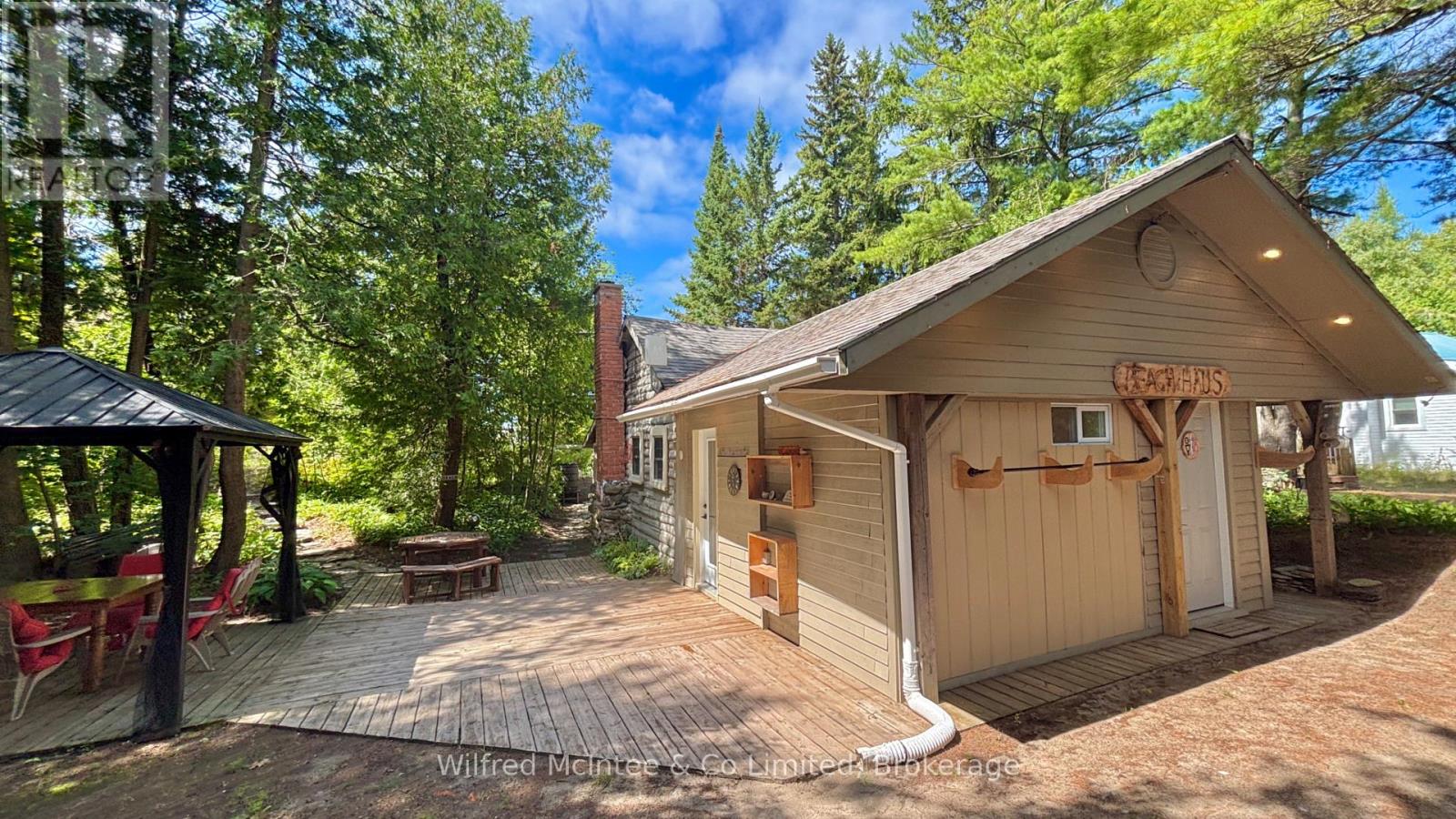 7 6th Avenue S, South Bruce Peninsula, Ontario  N0H 2G0 - Photo 9 - X13022902