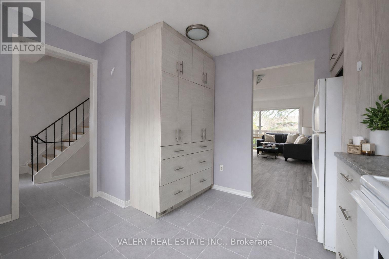 4 - 25 Romfield Circuit, Markham, Ontario  L3T 3H4 - Photo 5 - N13019994