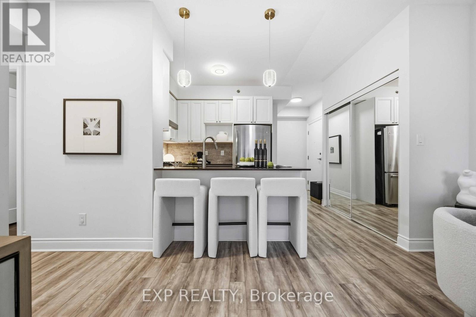 211 - 28 Prince Regent Street, Markham, Ontario  L6C 0V5 - Photo 4 - N13022900