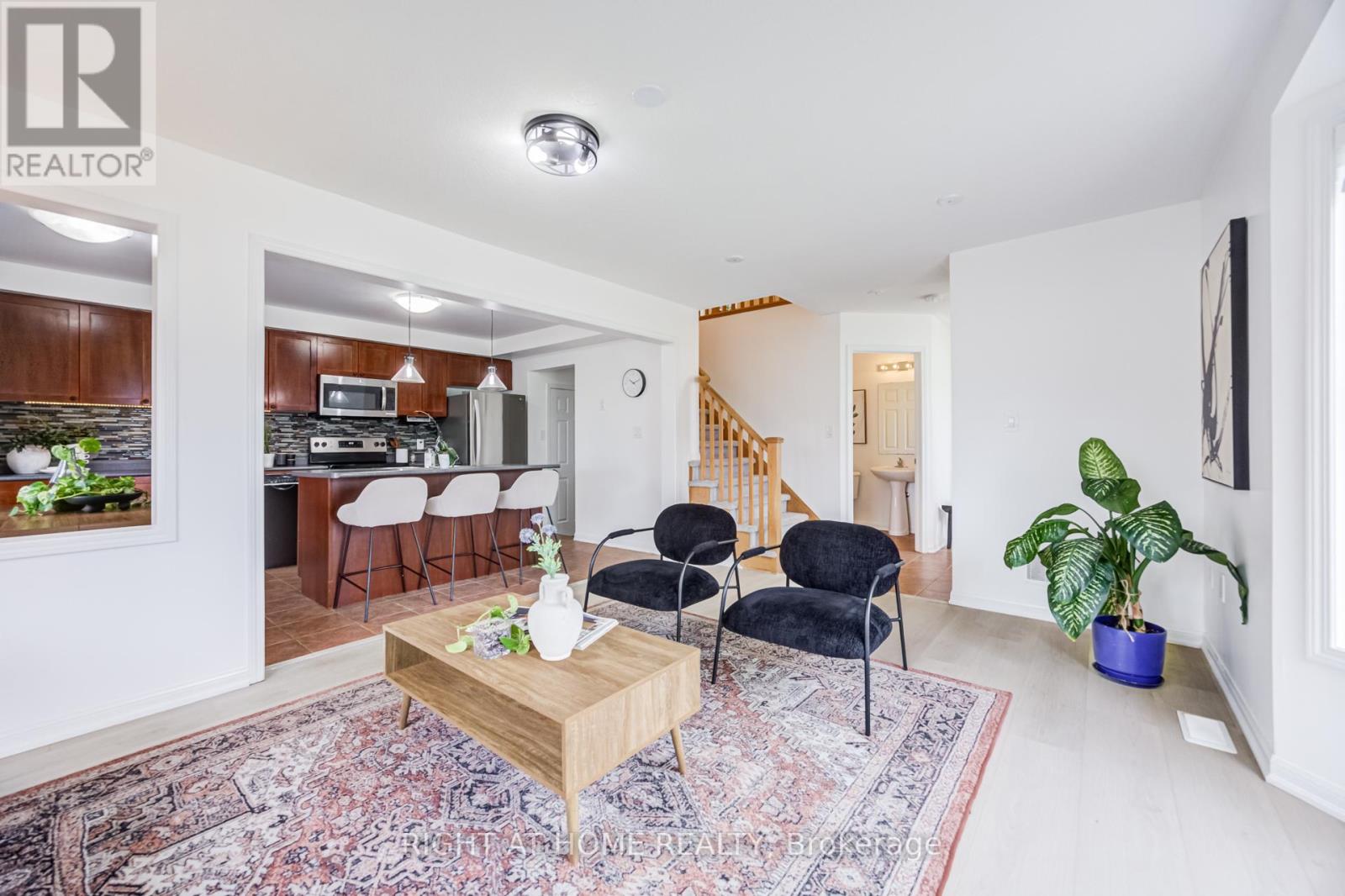 1 Jamesway Crescent, Whitchurch-Stouffville, Ontario  L4A 0A3 - Photo 10 - N13022904