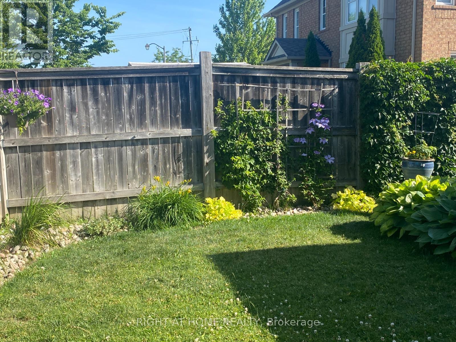 1 Jamesway Crescent, Whitchurch-Stouffville, Ontario  L4A 0A3 - Photo 32 - N13022904