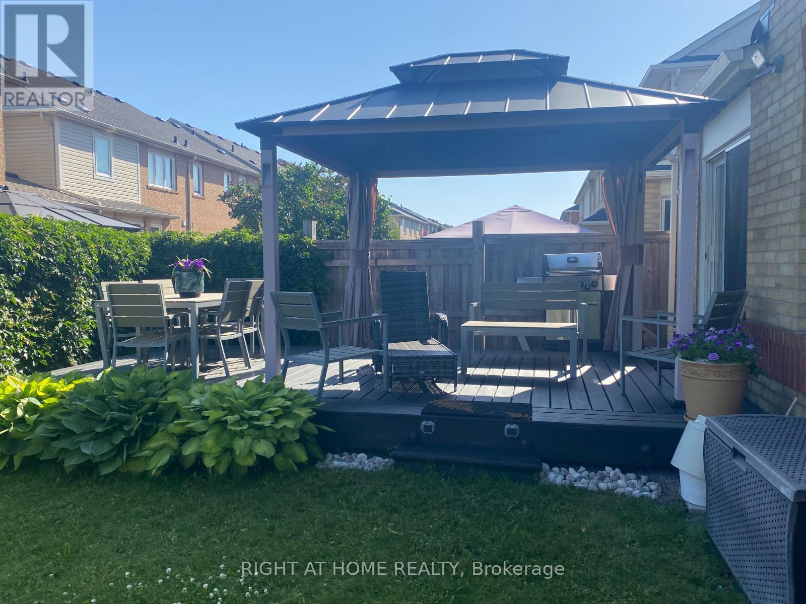 1 Jamesway Crescent, Whitchurch-Stouffville, Ontario  L4A 0A3 - Photo 34 - N13022904