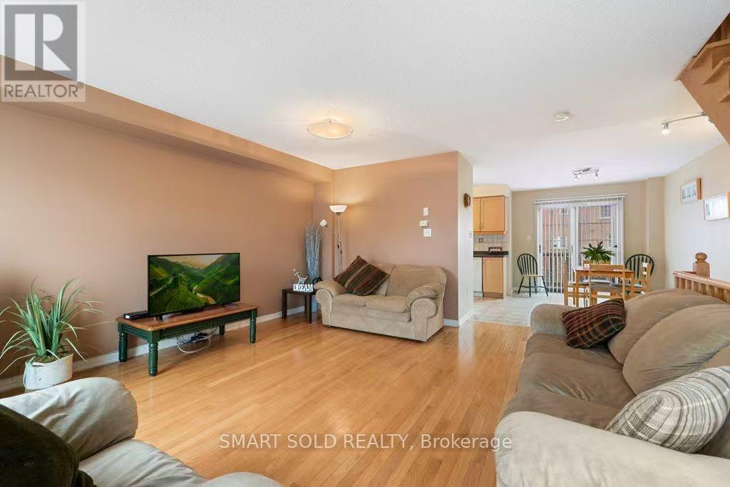 128 Hillwood Street, Markham, Ontario  L6C 0B8 - Photo 10 - N13022934