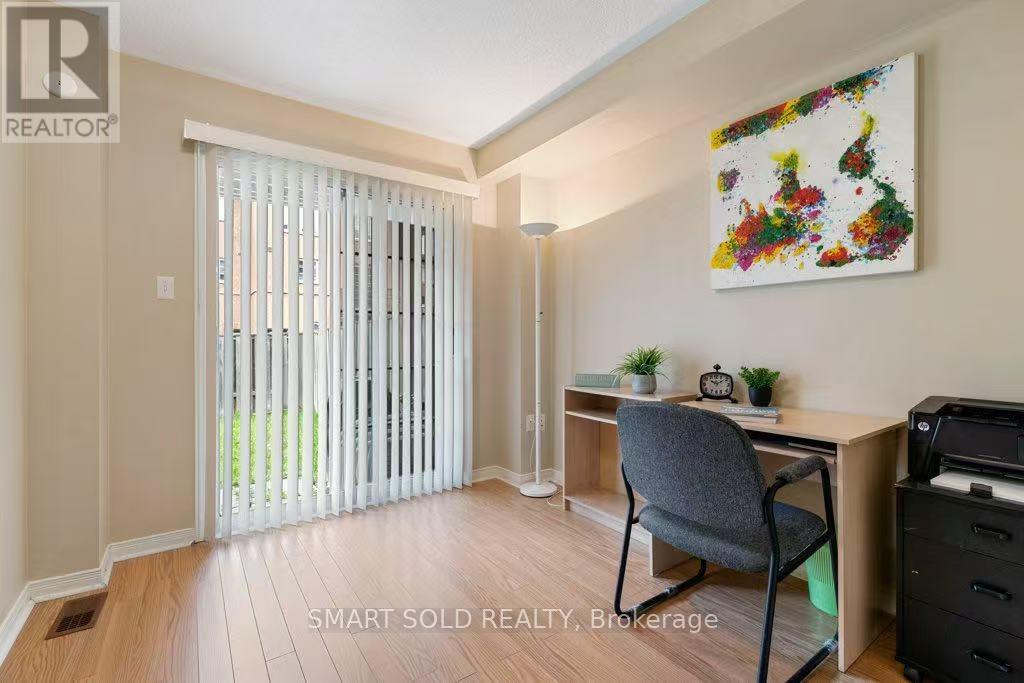 128 Hillwood Street, Markham, Ontario  L6C 0B8 - Photo 3 - N13022934