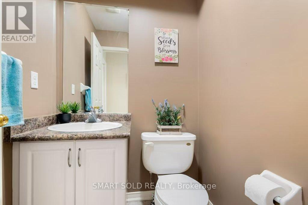 128 Hillwood Street, Markham, Ontario  L6C 0B8 - Photo 6 - N13022934