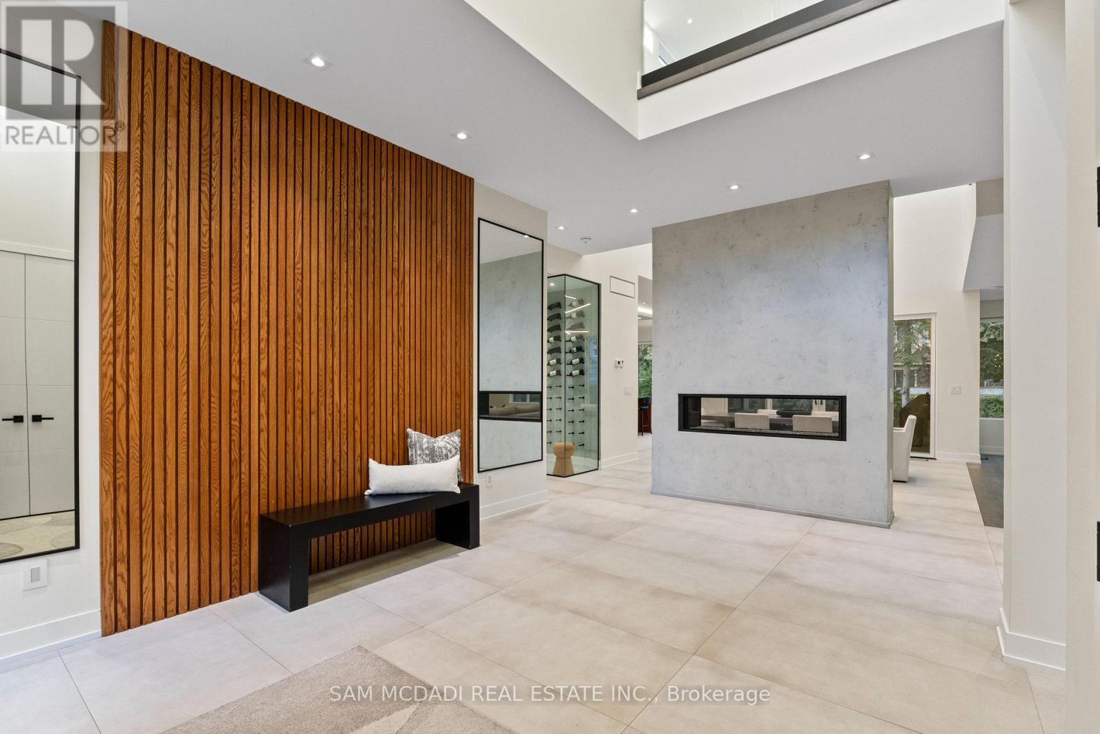 2075 Shawanaga Trail, Mississauga, Ontario  L5H 3Z3 - Photo 7 - W13022882