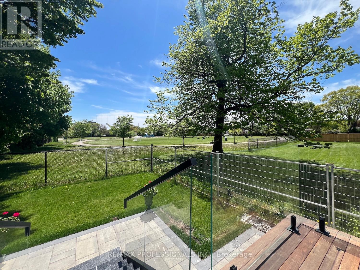 2206 Utley Road, Mississauga, Ontario  L5J 1X1 - Photo 21 - W13022916