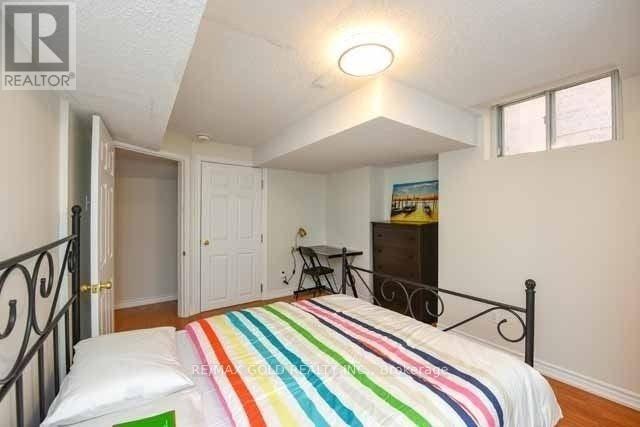 198 Harrowsmith Drive, Mississauga, Ontario  L5R 1R9 - Photo 11 - W13022932