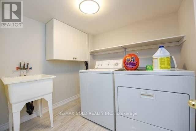 198 Harrowsmith Drive, Mississauga, Ontario  L5R 1R9 - Photo 9 - W13022932