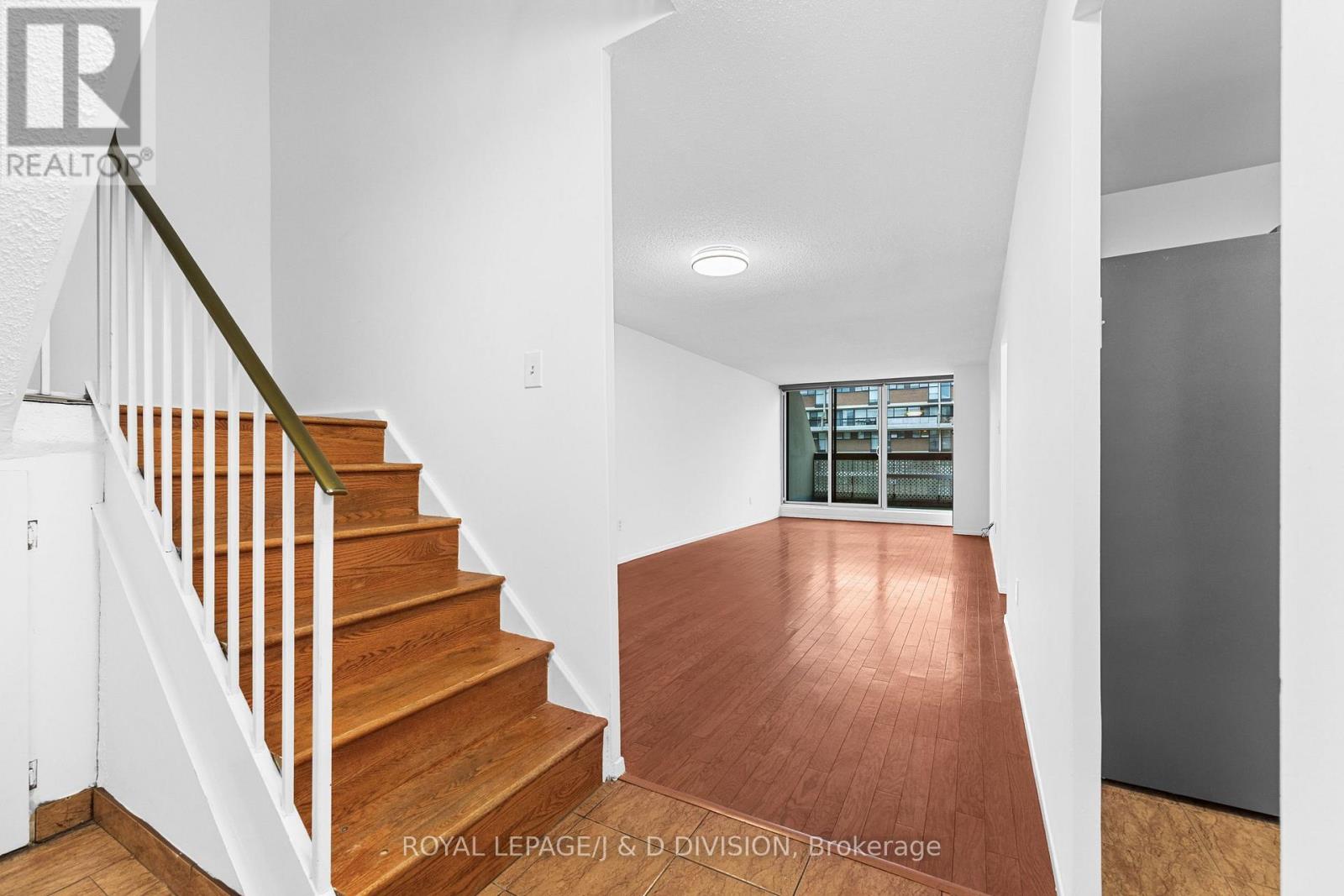 221b - 364 The East Mall, Toronto, Ontario  M9B 6C5 - Photo 12 - W13022946