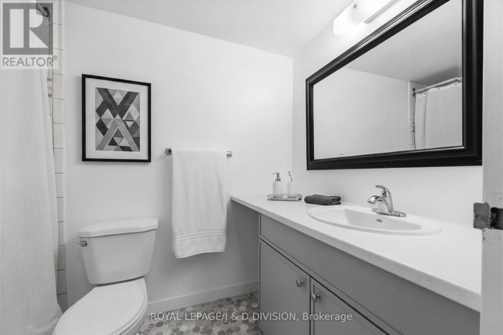 221b - 364 The East Mall, Toronto, Ontario  M9B 6C5 - Photo 23 - W13022946