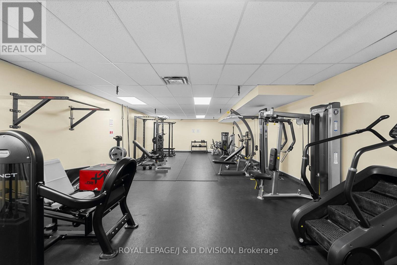 221b - 364 The East Mall, Toronto, Ontario  M9B 6C5 - Photo 31 - W13022946