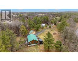2723 DESERT LAKE ROAD, Frontenac, Ontario
