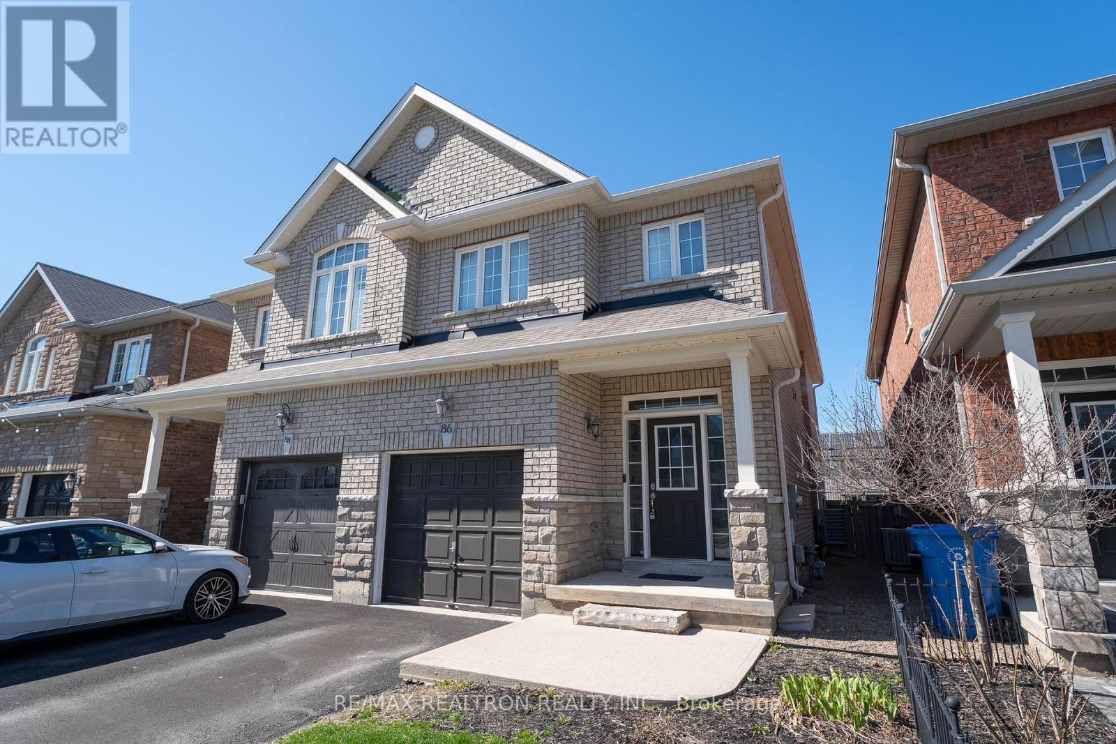 86 Donald Stewart Crescent, East Gwillimbury, Ontario  L0G 1M0 - Photo 1 - N12987244