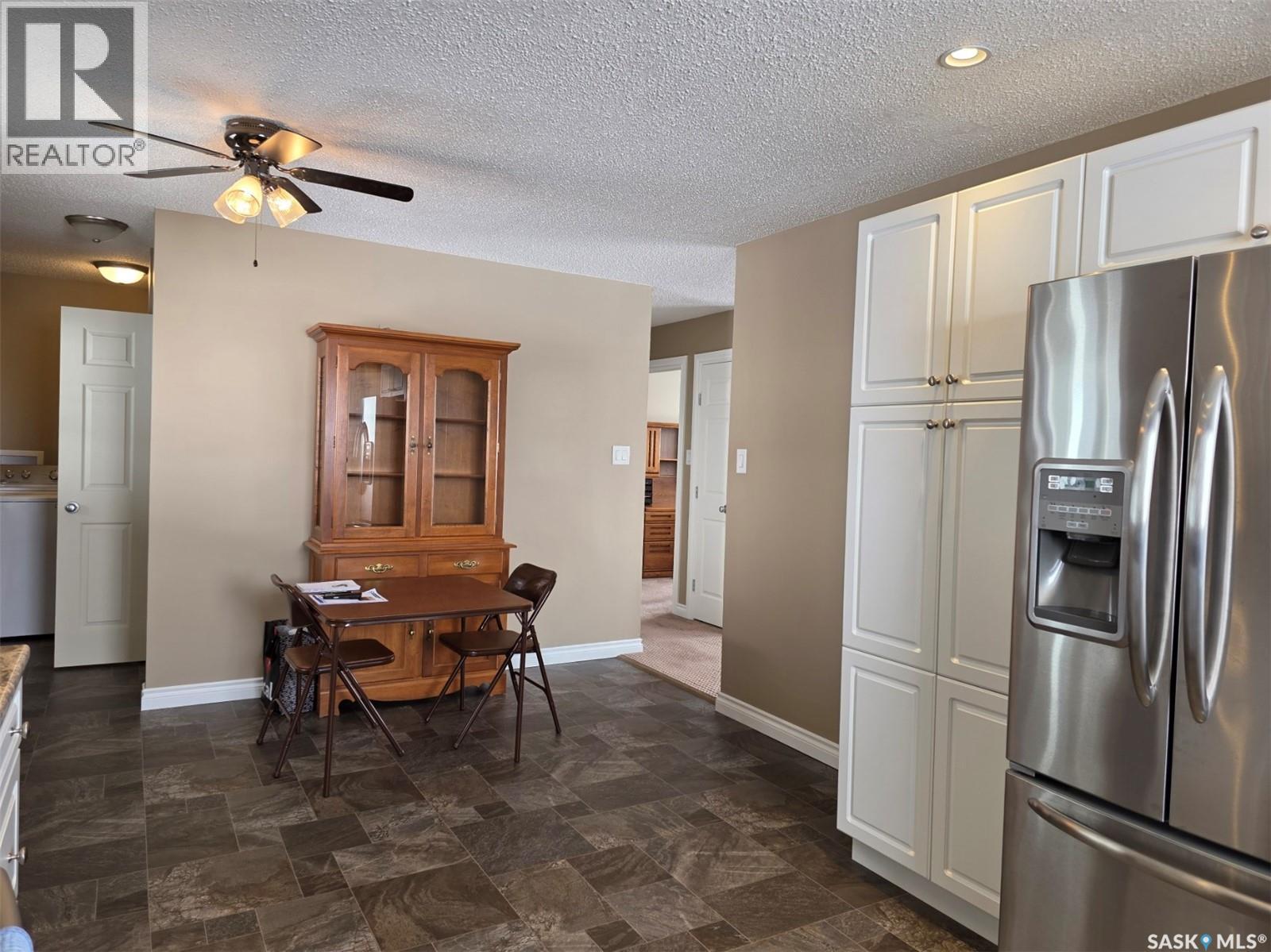 Viker Acres, Saskatchewan Landing Rm No.167, Saskatchewan  S0N 2P0 - Photo 8 - SK030563