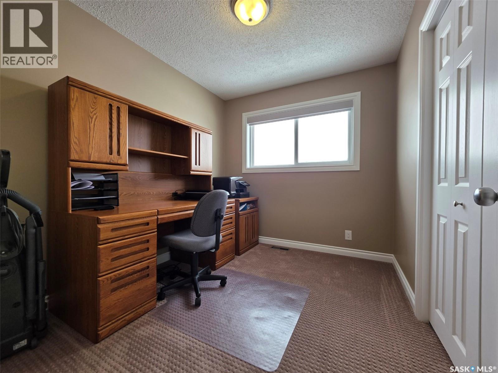 Viker Acres, Saskatchewan Landing Rm No.167, Saskatchewan  S0N 2P0 - Photo 13 - SK030563