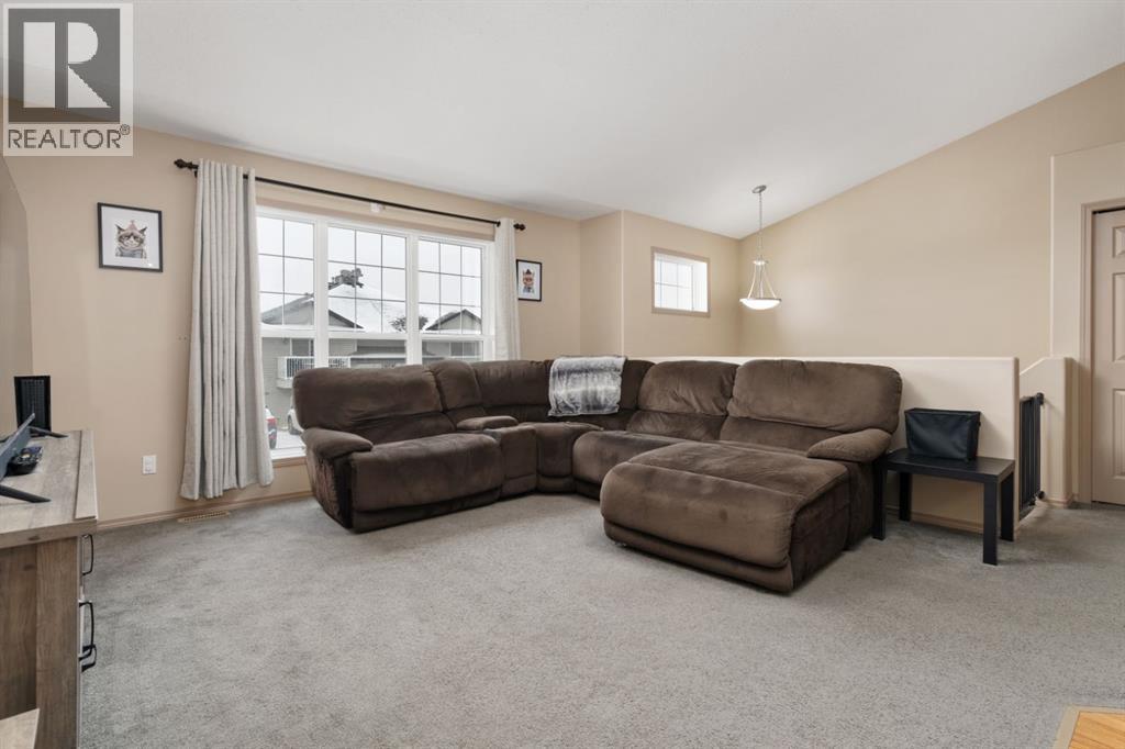 23, 5302 47 Street, Camrose, Alberta  T4V 1K6 - Photo 3 - A2302805