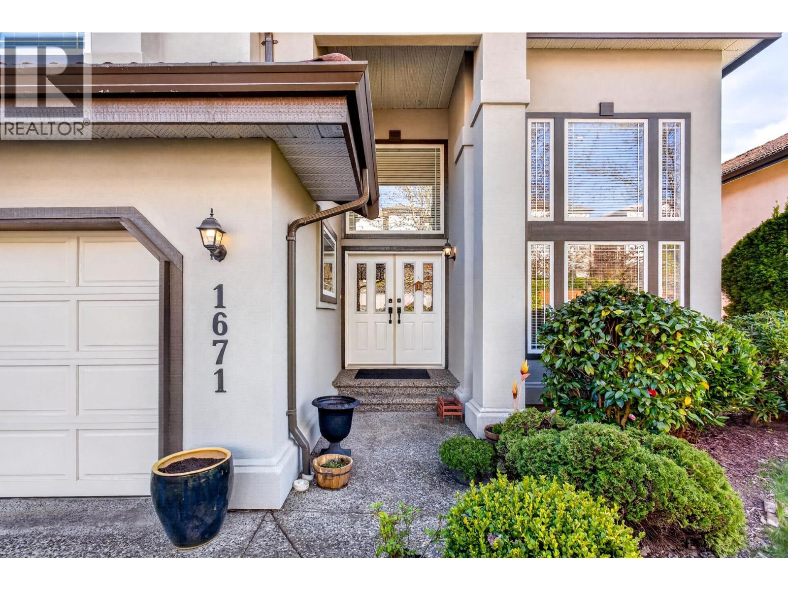 1671 Mallard Court, Coquitlam, British Columbia  V3E 3C7 - Photo 3 - R3113358