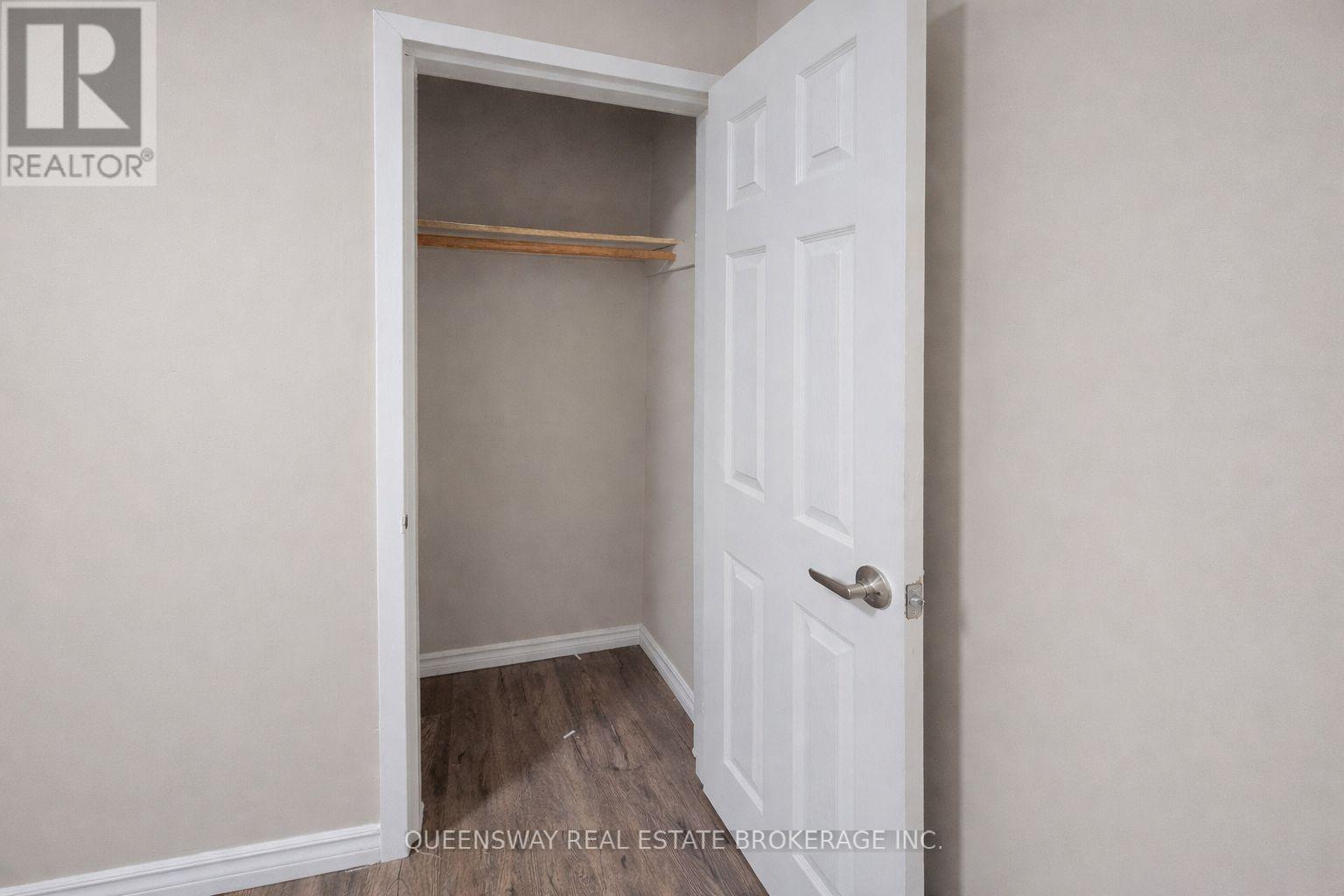 9 - 633 Barber Avenue, North Perth, Ontario  N4W 1S4 - Photo 7 - X12942294