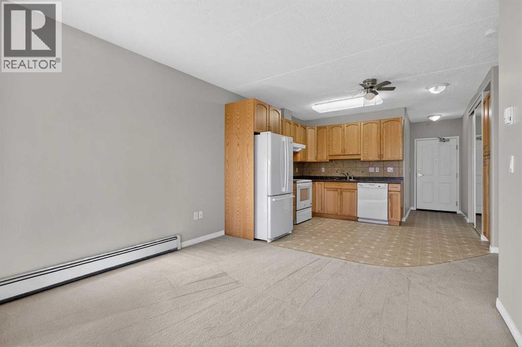 302, 400 1 Avenue SE, Diamond Valley, Alberta  T0L 0H0 - Photo 2 - A2286296