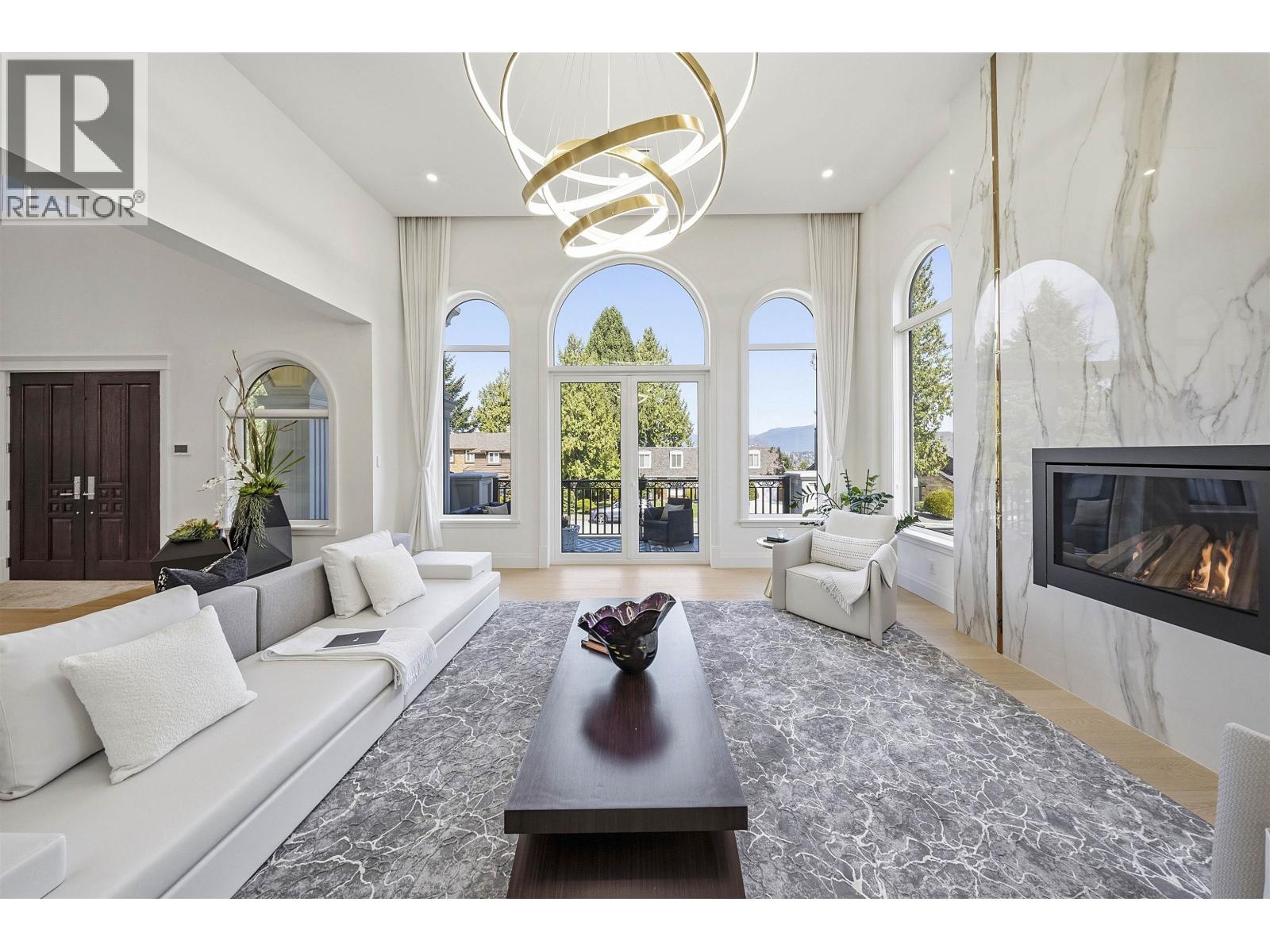 7415 Lambeth Drive, Burnaby, British Columbia  V5E 4B4 - Photo 4 - R3113437