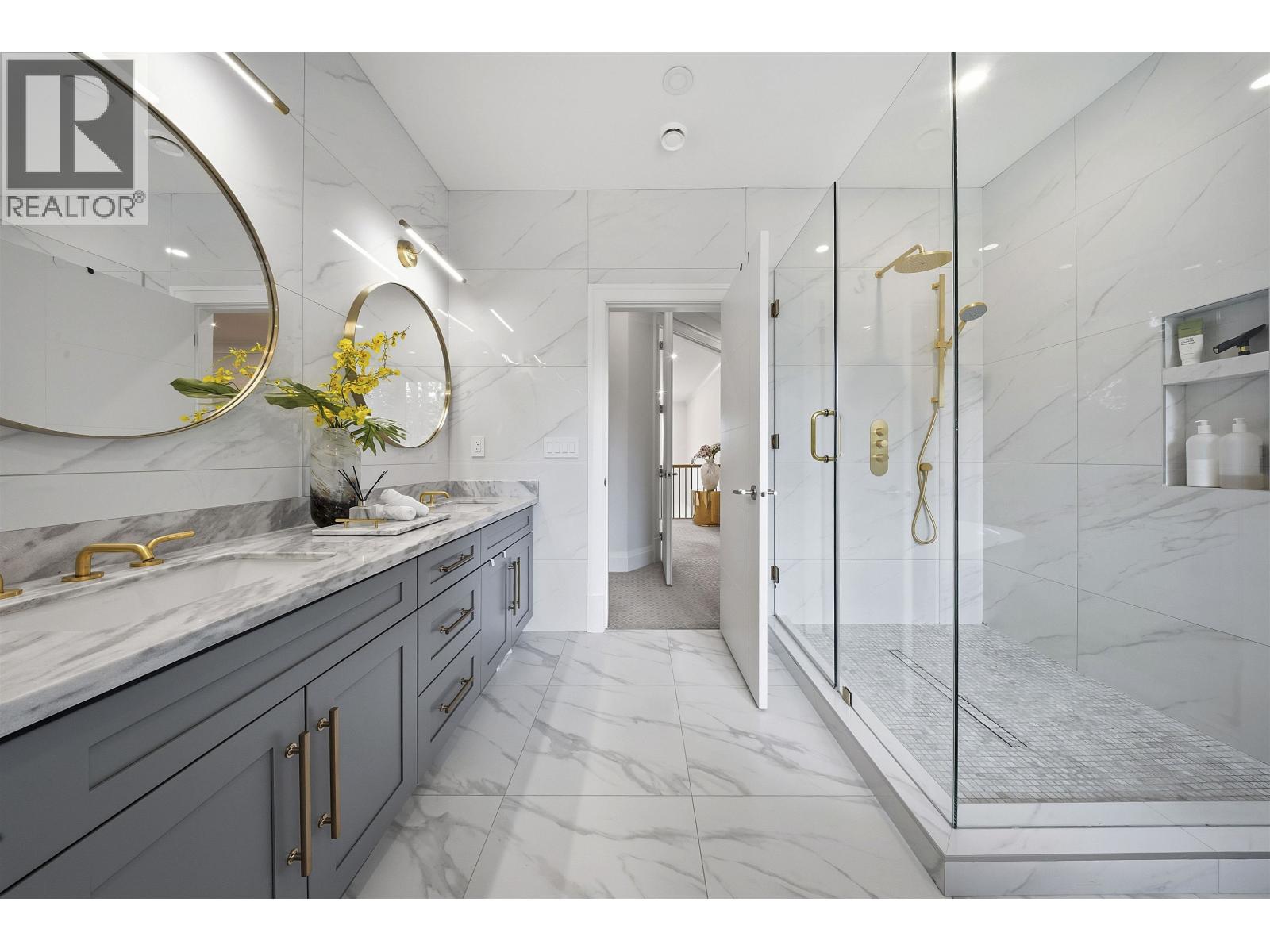 7415 Lambeth Drive, Burnaby, British Columbia  V5E 4B4 - Photo 19 - R3113437