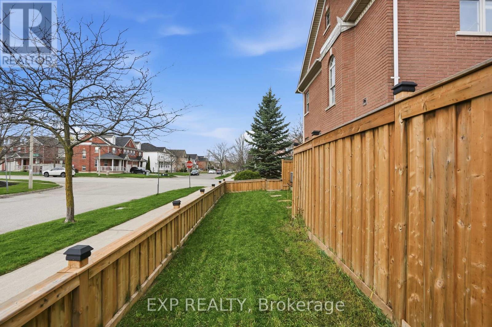 25 Niagara-On-The-Green Boulevard, Niagara-On-The-Lake, Ontario  L0S 1J0 - Photo 4 - X13019714