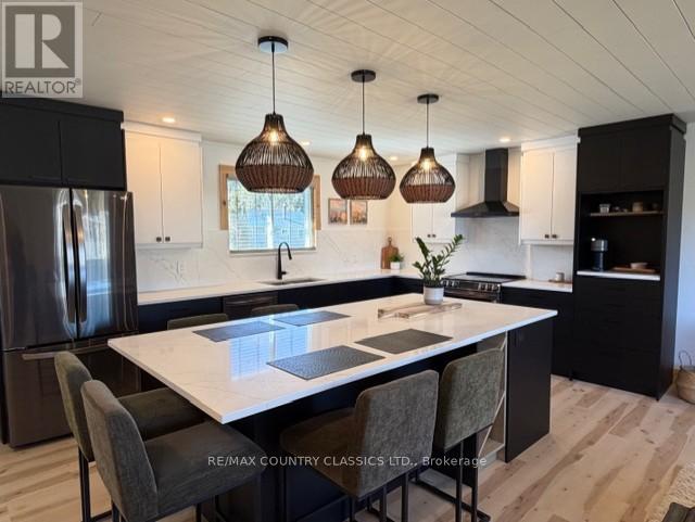 31 Sprucedale Street, Highlands East, Ontario  K0L 1M0 - Photo 5 - X13022978