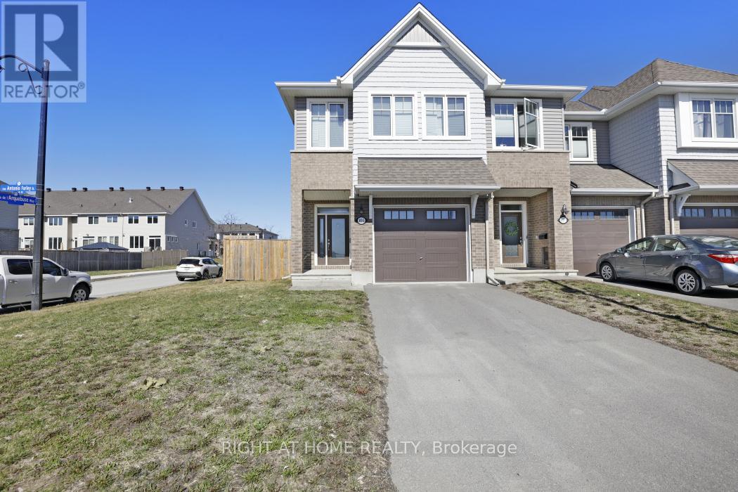 895 ANTONIO FARLEY STREET, Ottawa, Ontario